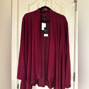 NWT Bobeau open cardigan in a beautiful maroon hue.